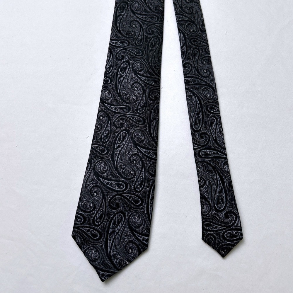 Chaps Mens Silk Paisley Jacquard Formal Necktie OS Black Grey Formal Office